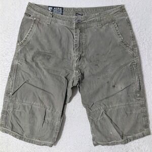 Kuhl Cargo Shorts Mens 32/13" Olive Green Cotton Nylon Hiking Utility Distressed